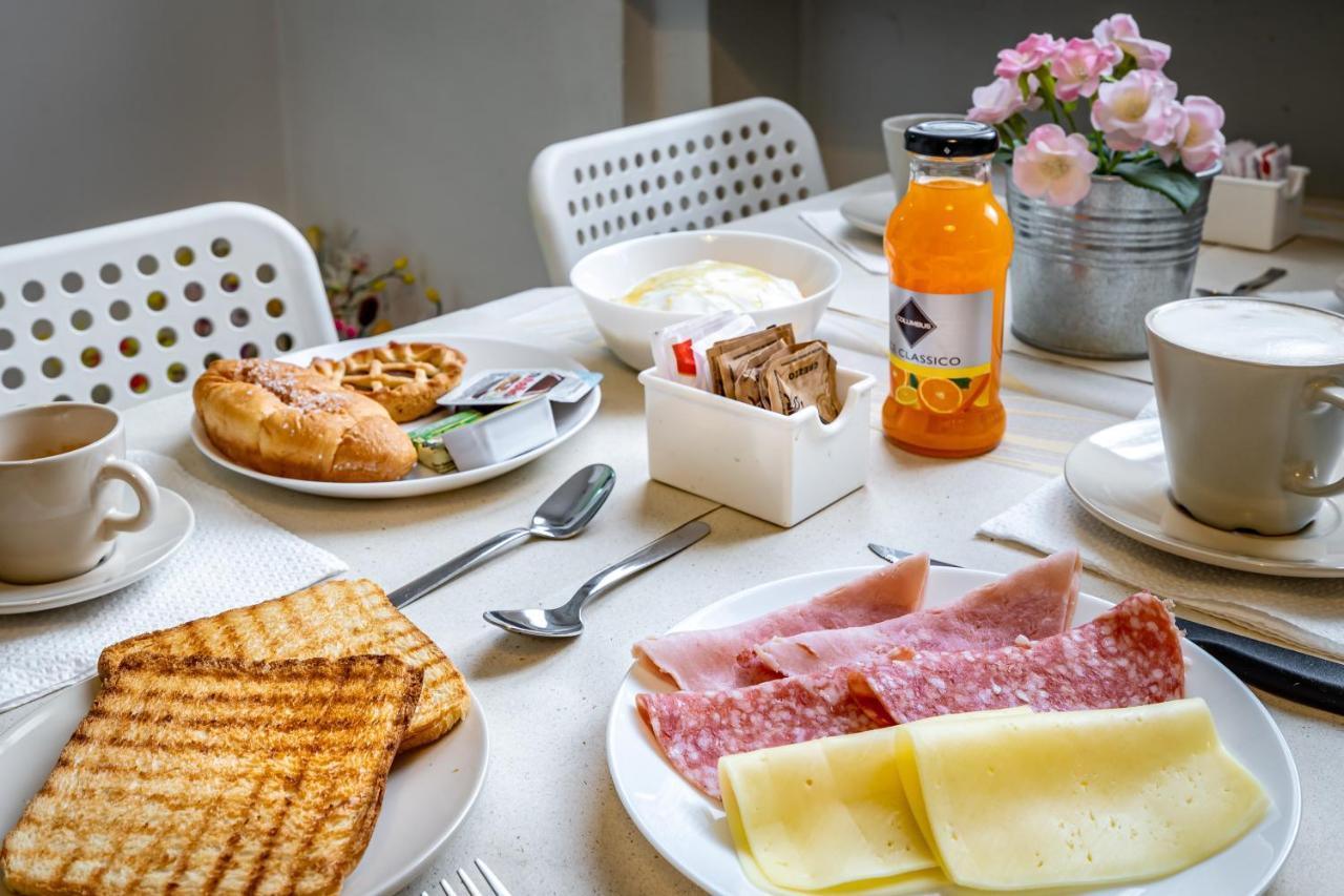 Maison Bianca Alojamento de Acomodação e Pequeno-almoço Florença